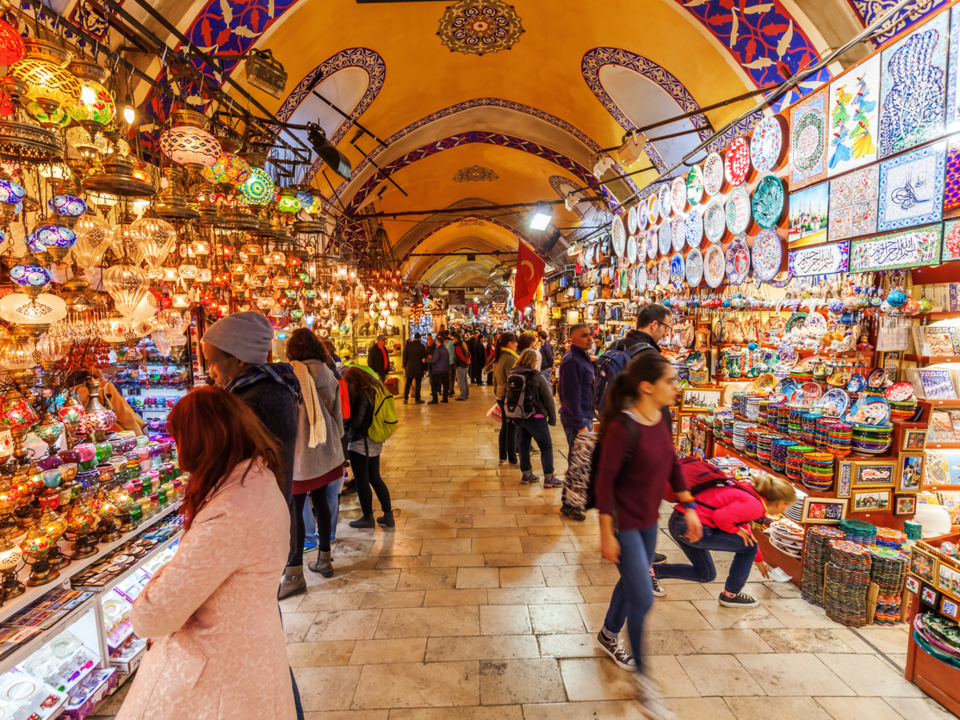 ​​​​​​​Một khu chợ lớn tại Istanbul
