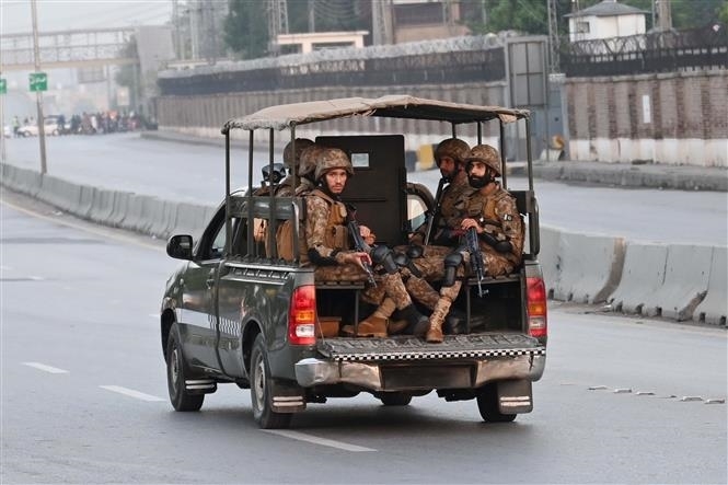 CĂNG THẲNG PAKISTAN - ẤN ĐỘ: PAKISTAN MỞ LẠI TOÀN BỘ KHÔNG PHẬN