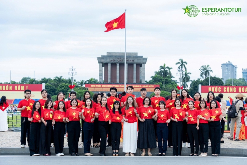 TỰ HÀO LÀ NGƯỜI VIỆT NAM - ESPERANTOTUR CHÀO MỪNG QUỐC KHÁNH 2/9